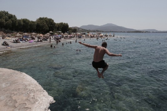 Σαββατοκύριακο με 40άρια - Δείτε αναλυτικά την πρόγνωση του καιρού