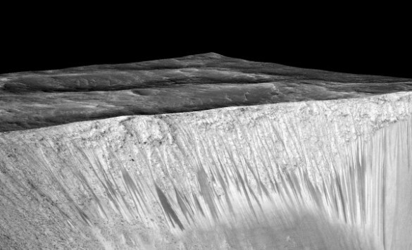 Συγκλονιστικά στοιχεία για τον πλανήτη Άρη - Ο γιγάντιος κρατήρας Ελλάς που θα μπορούσε να `καταπιεί` το Έβερεστ