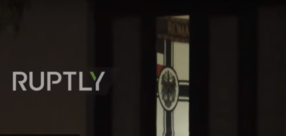 Αποτέλεσμα εικόνας για Italy: German Imperial War Flag hangs inside Florence police barracks