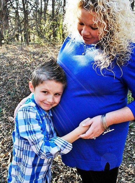 Η Megan Futrell με τον 7χρονο γιο της