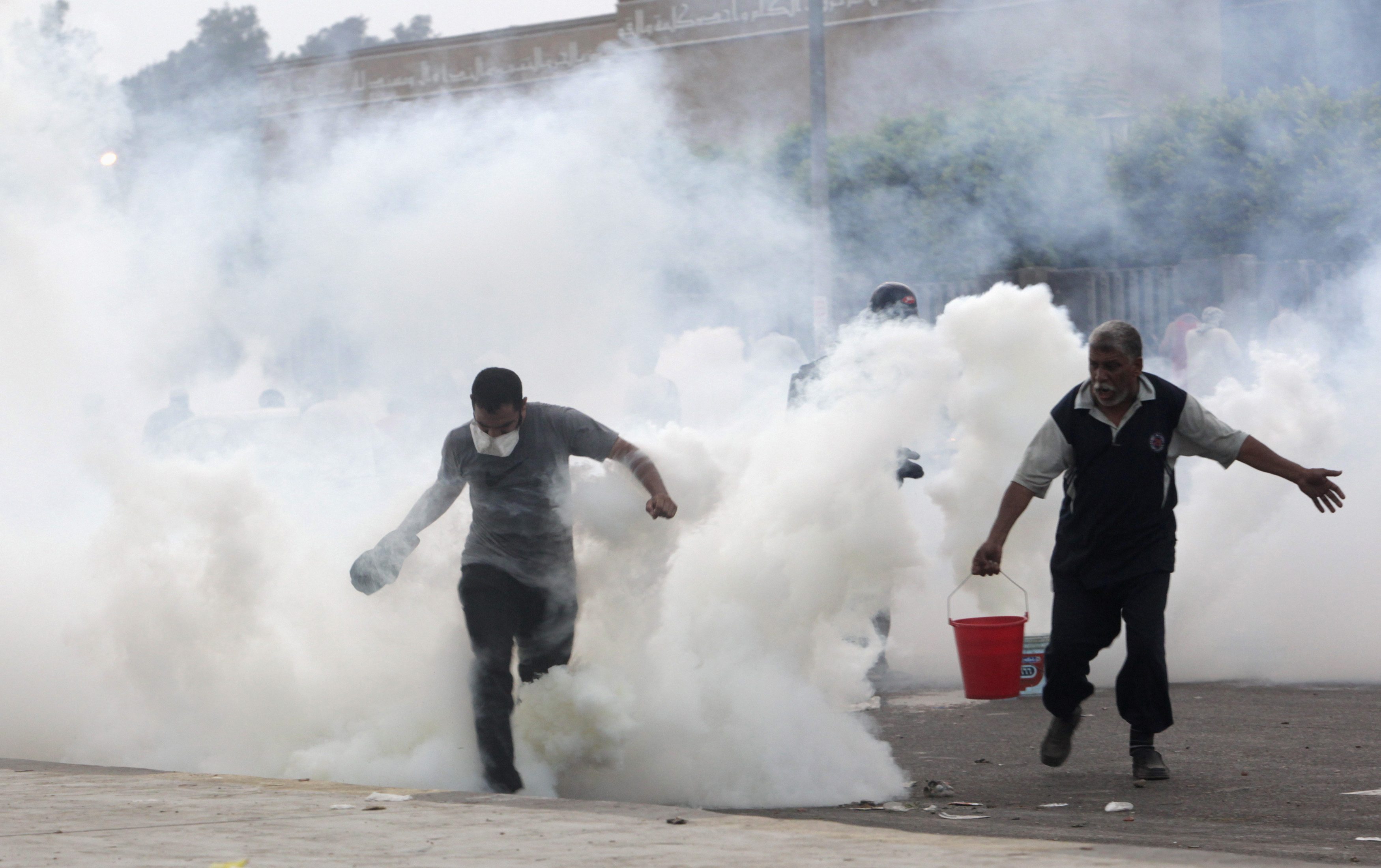Πυροβολισμοί και δακρυγόνα στο... ψαχνό! ΦΩΤΟΓΡΑΦΙΑ REUTERS