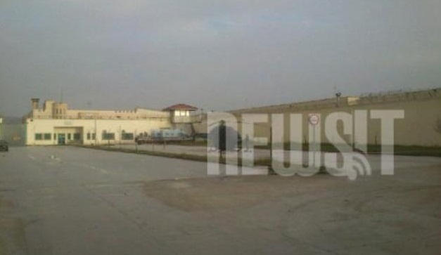 Το ακινητοποιημένο ελικόπτερο στις φυλακές Τρικάλων - ΦΩΤΟ NEWSIT 