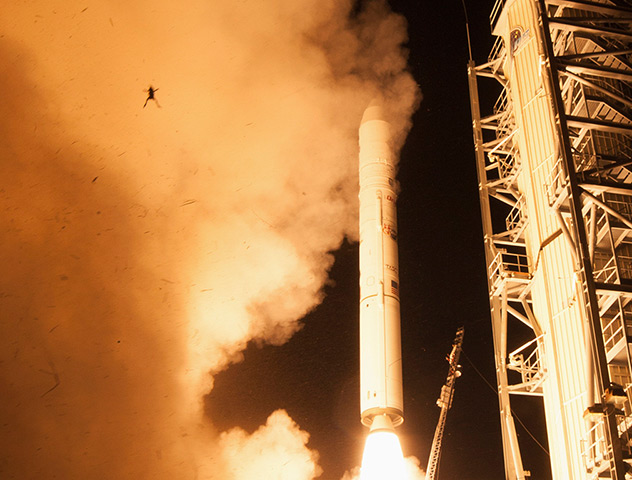 Μαζί με τον πύραυλο, πάει στο διάστημα και ο άτυχος βάτραχος! Φωτογραφία NASA/Reuters