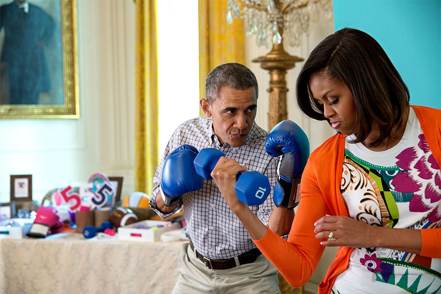 Απρίλιος του 2015 - Να μη τα... ξαναλέμε για το κόμπλεξ! Δεν έχουν! Βρίσκονται στο ανατολικό δωμάτιο του Λευκού Οίκου / Φωτογραφία: Pete Souza
