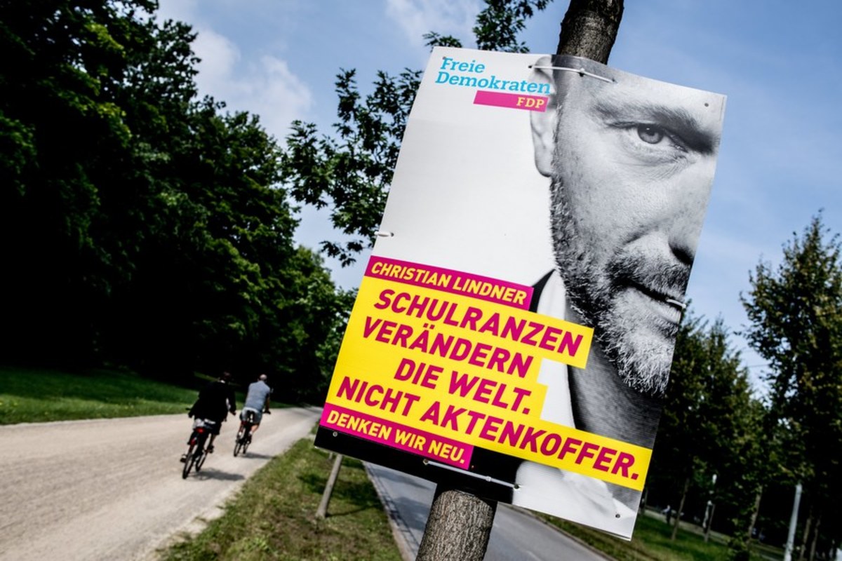 Εκλογές Γερμανία: Αφίσες στους δρομους