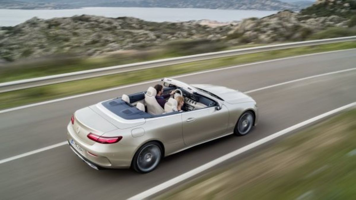 Πόσο κοστίζει η νέα Mercedes-Benz E-Class Cabriolet στη χώρα μας;