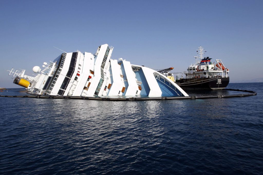 Ιταλία: Άρχισε η δίκη για το ναυάγιο του Costa Concordia