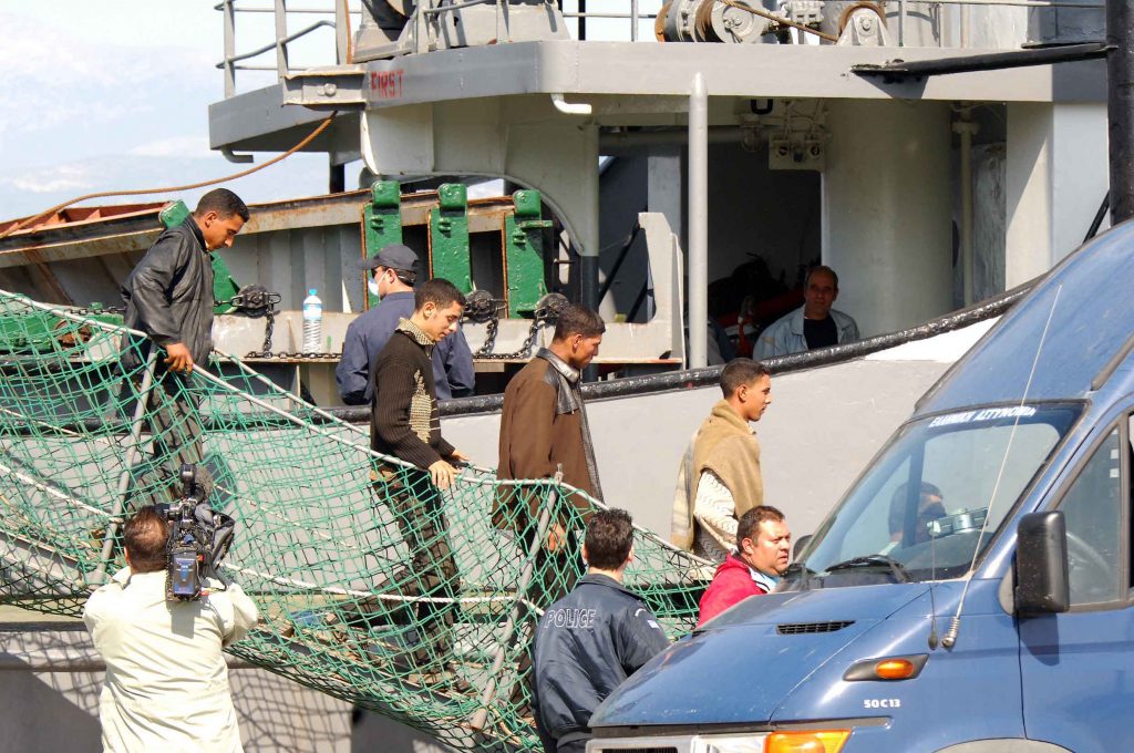 Πάτρα: Συλλήψεις λαθρομεταναστών στο λιμάνι