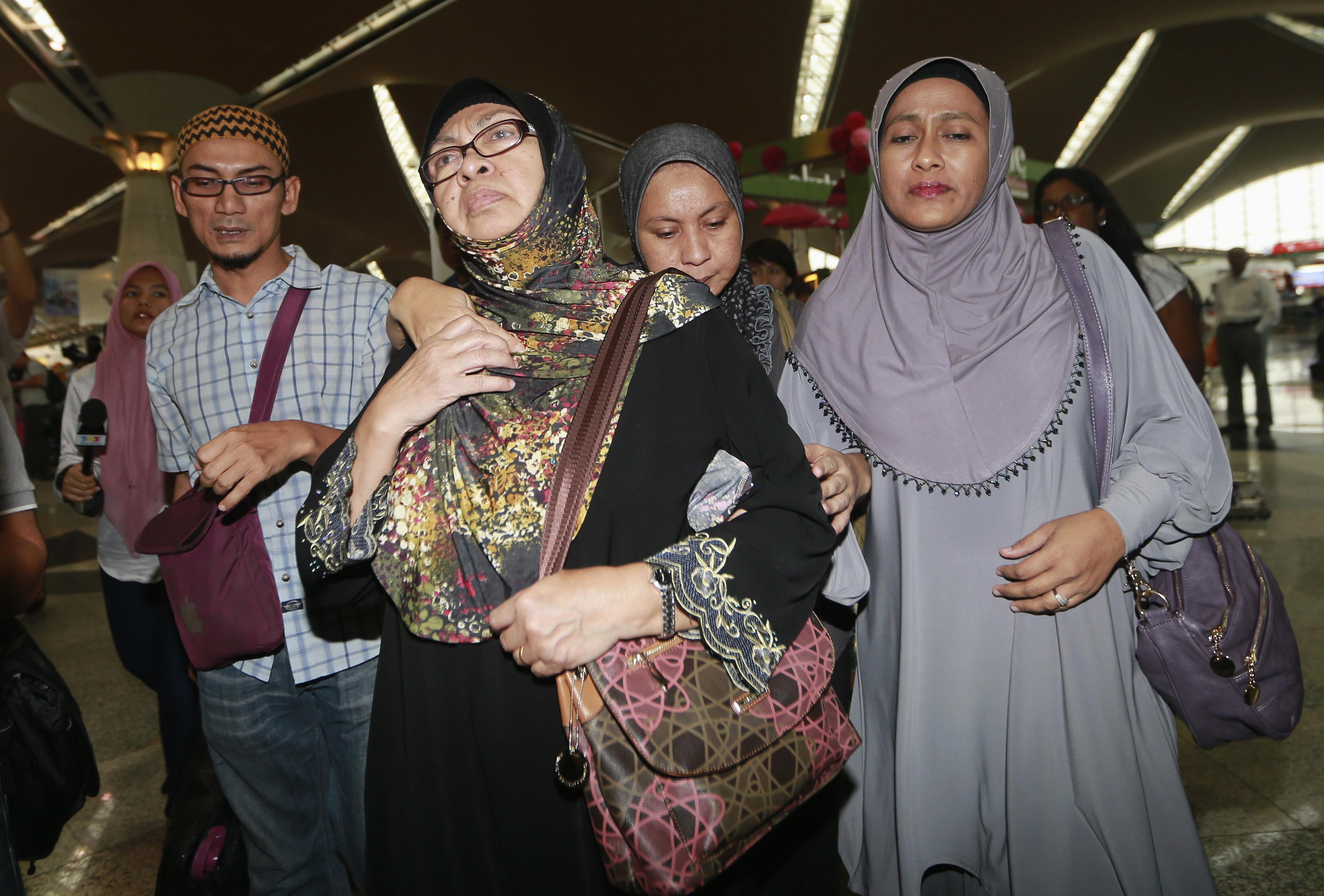 Πέντε παιδιά ανάμεσα στους επιβάτες της πτήσης 370 της Malaysia Airlines – Ολη η λίστα των επιβατών