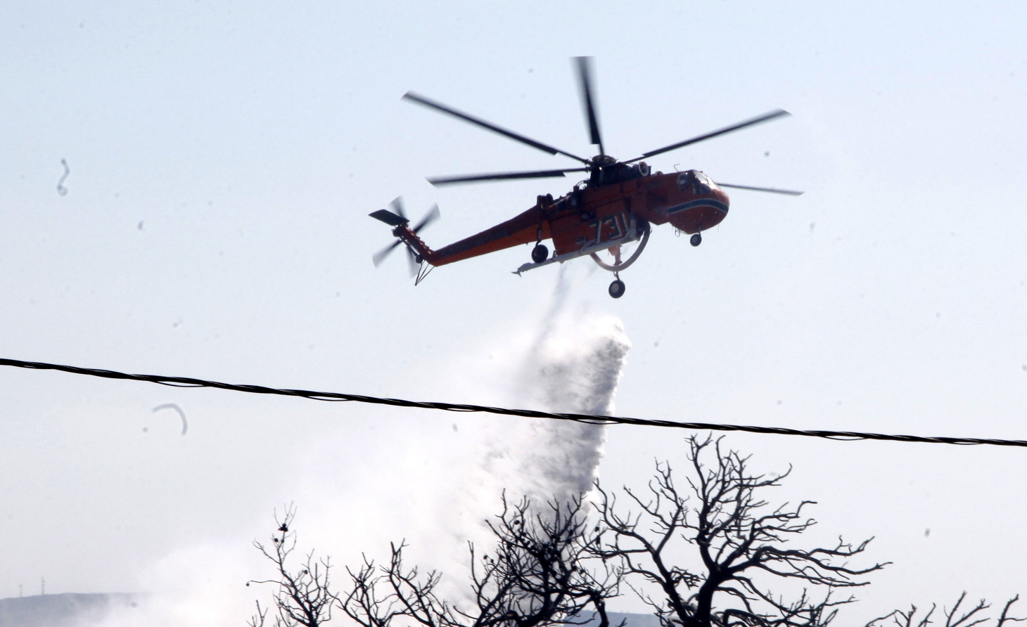 Εύβοια: Σε εξέλιξη πυρκαγιά στην Κάρυστο