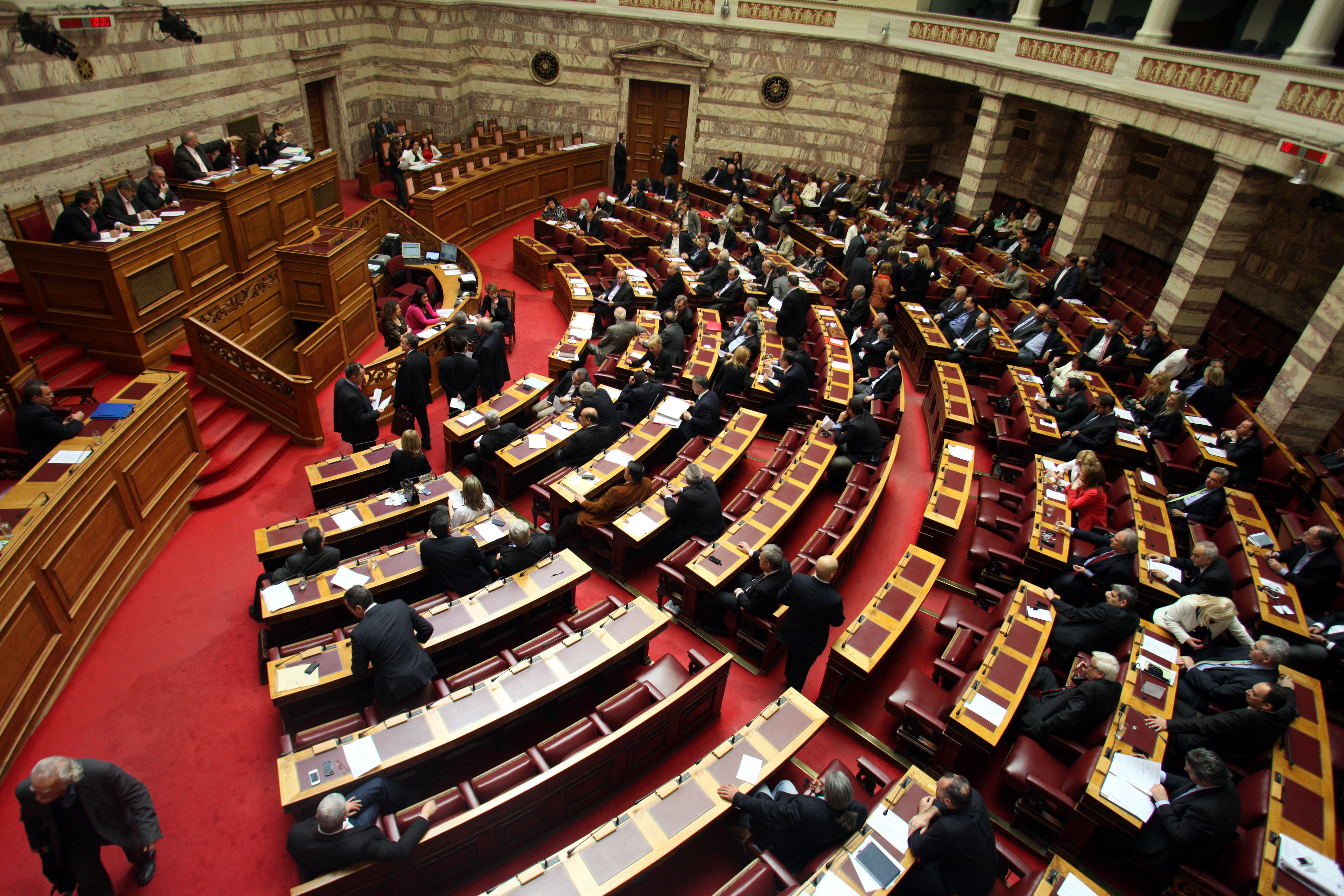 Αντάρτικο στην συγκυβέρνηση! – Καταψήφισαν ΠΑΣΟΚ και ΔΗΜΑΡ άρθρο νομοσχεδίου