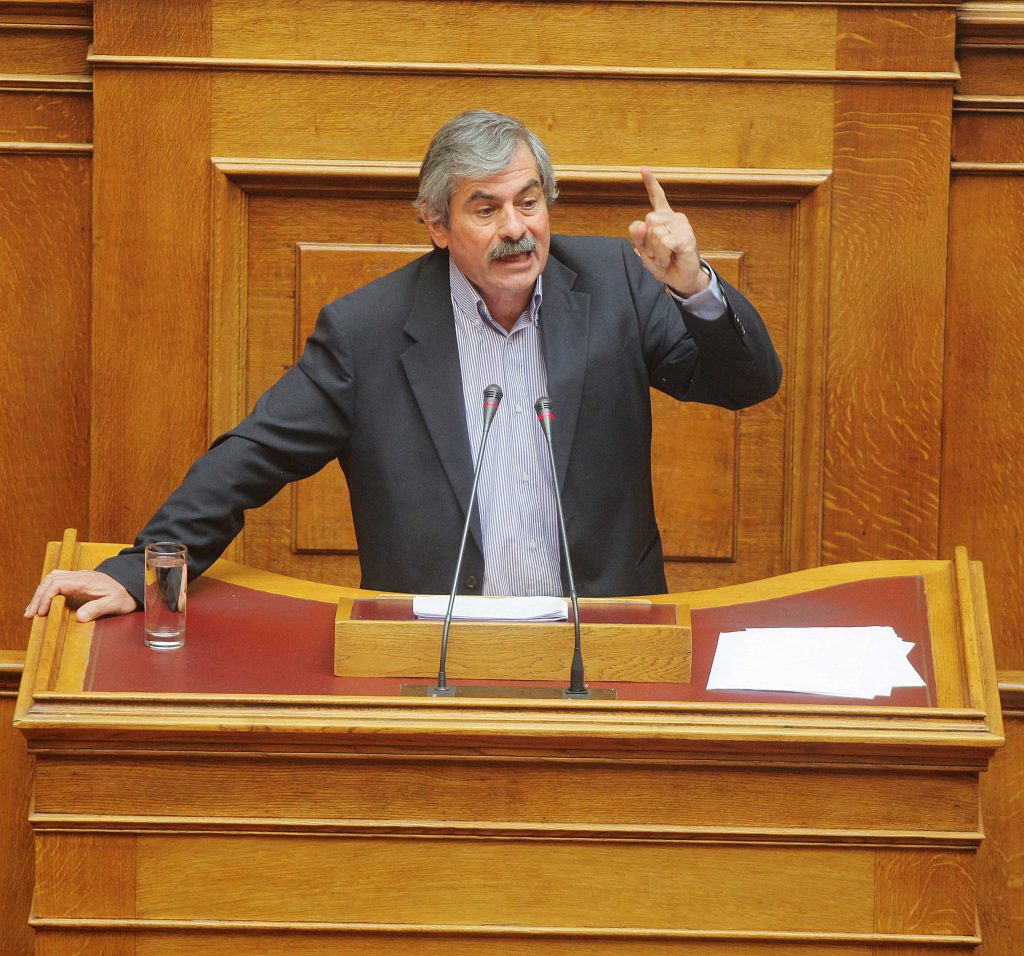 Βουλευτής ΣΥΡΙΖΑ προς ιδιώτες: Μην αγοράσετε τον ΑΔΜΗΕ. Θα τον πάρουμε πίσω