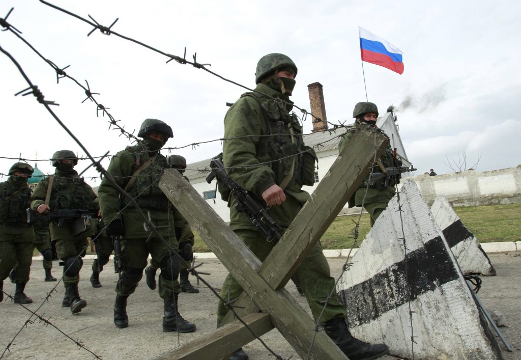 “Στείλε στρατό στην Ουκρανία” είχε παρακαλέσει τον Πούτιν ο Γιανουκόβιτς – Κλίμα ψυχρού πολέμου ανάμεσα σε ΗΠΑ και Ρωσία – Τέλος στα ρωσικά γυμνάσια