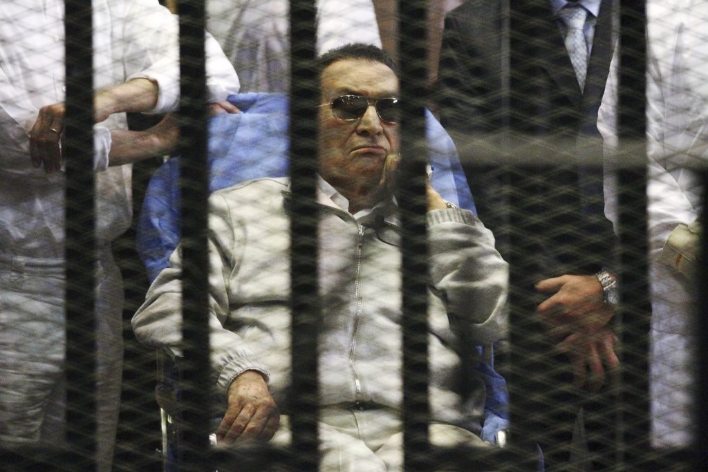 Βγαίνει από στιγμή σε στιγμή ο Μουμπάρακ από την φυλακή