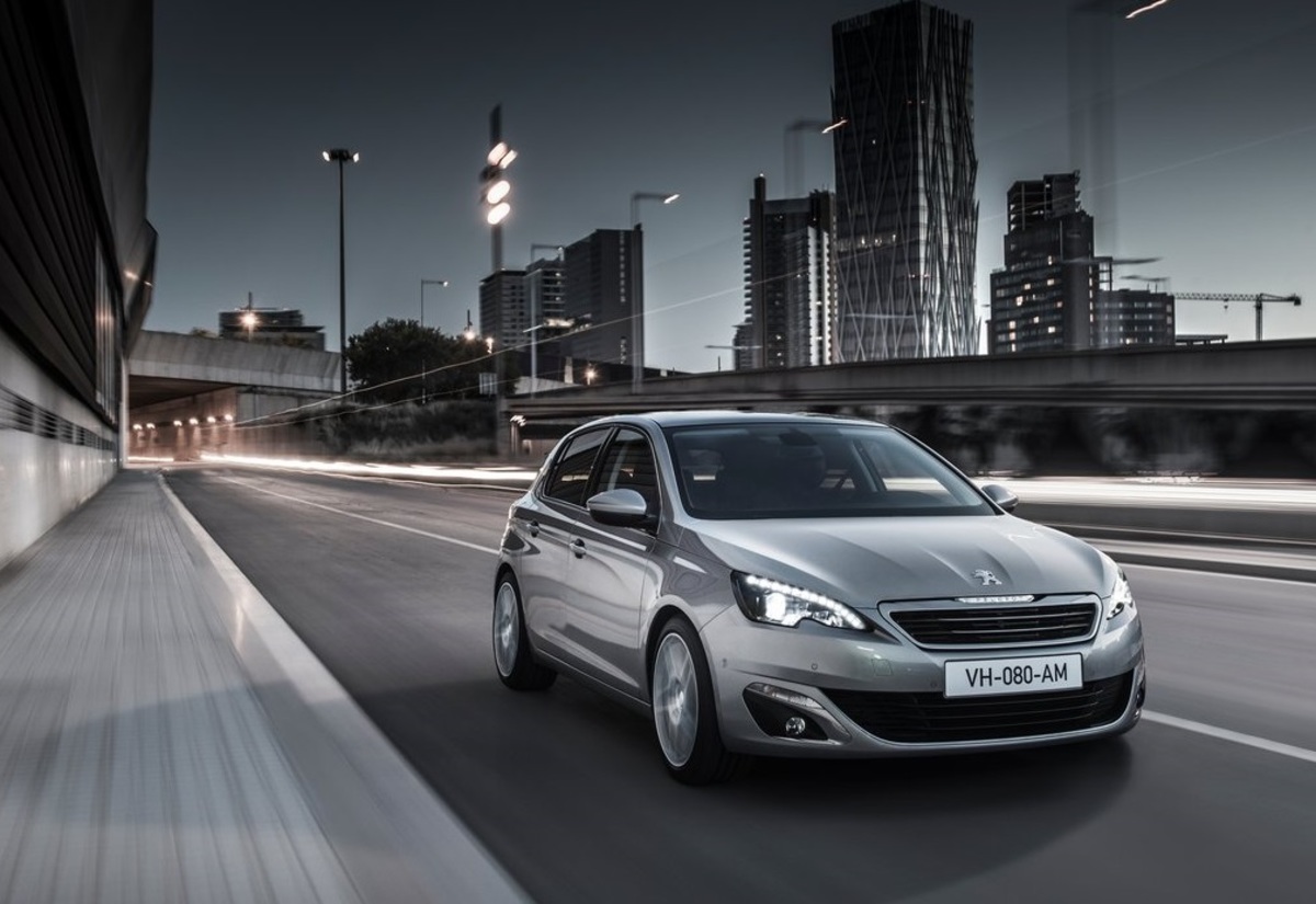 Ξεκινά η διάθεση του νέου Peugeot 308 – Δείτε αναλυτικά τις τιμές και τις διαθέσιμες εκδόσεις