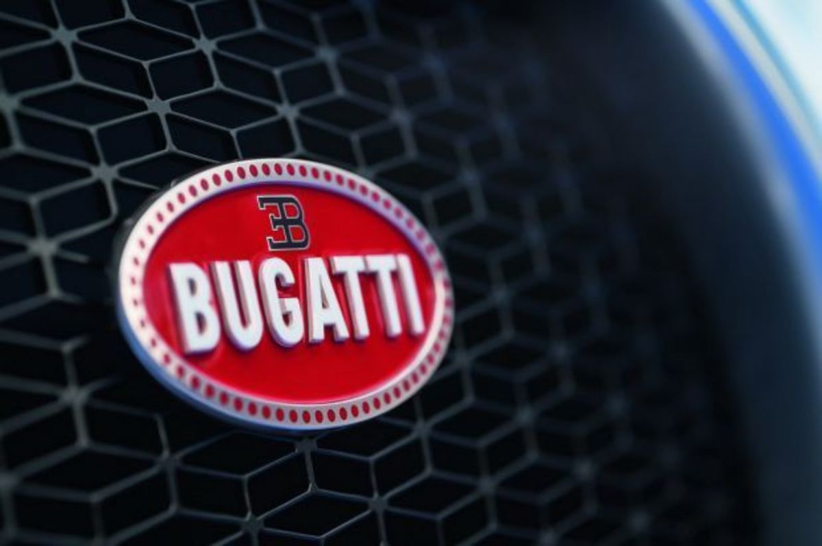 Bugatti Chiron: Το νέο ταχύτερο αυτοκίνητο στον κόσμο, με επιδόσεις… μαχητικού τζετ! (VIDEO)