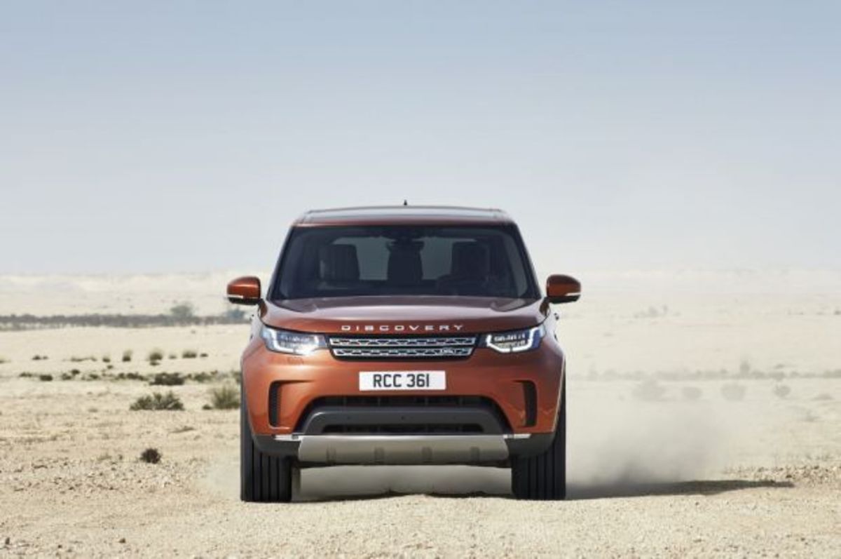 Νέο Land Rover Discovery με «σοφιστικέ» εμφάνιση και δυνατά off-road χαρακτηριστικά [vid]