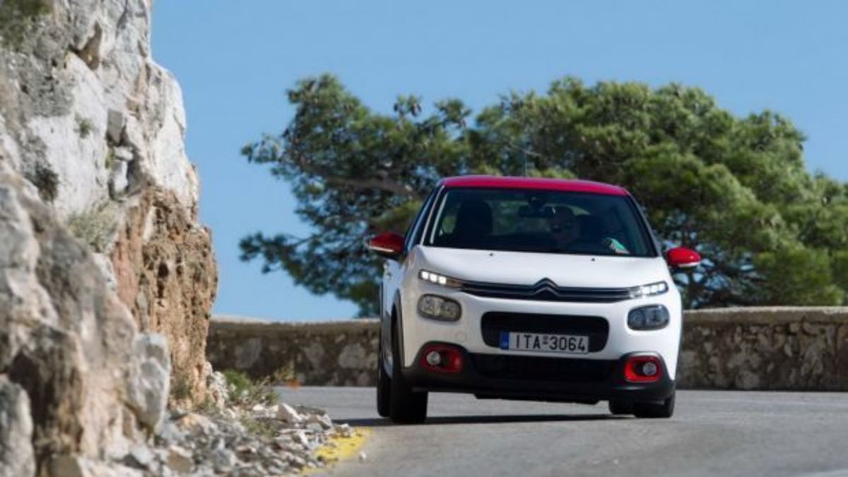 Η Citroën εξετάζει και μια σπορ έκδοση για το νέο C3