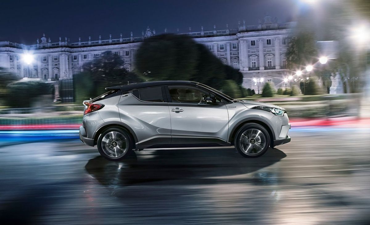 Το «διαστημικό» Toyota C-HR προσγειώθηκε και στην Ελλάδα – Αναλυτικά οι τιμές και εκδόσεις του [pics]