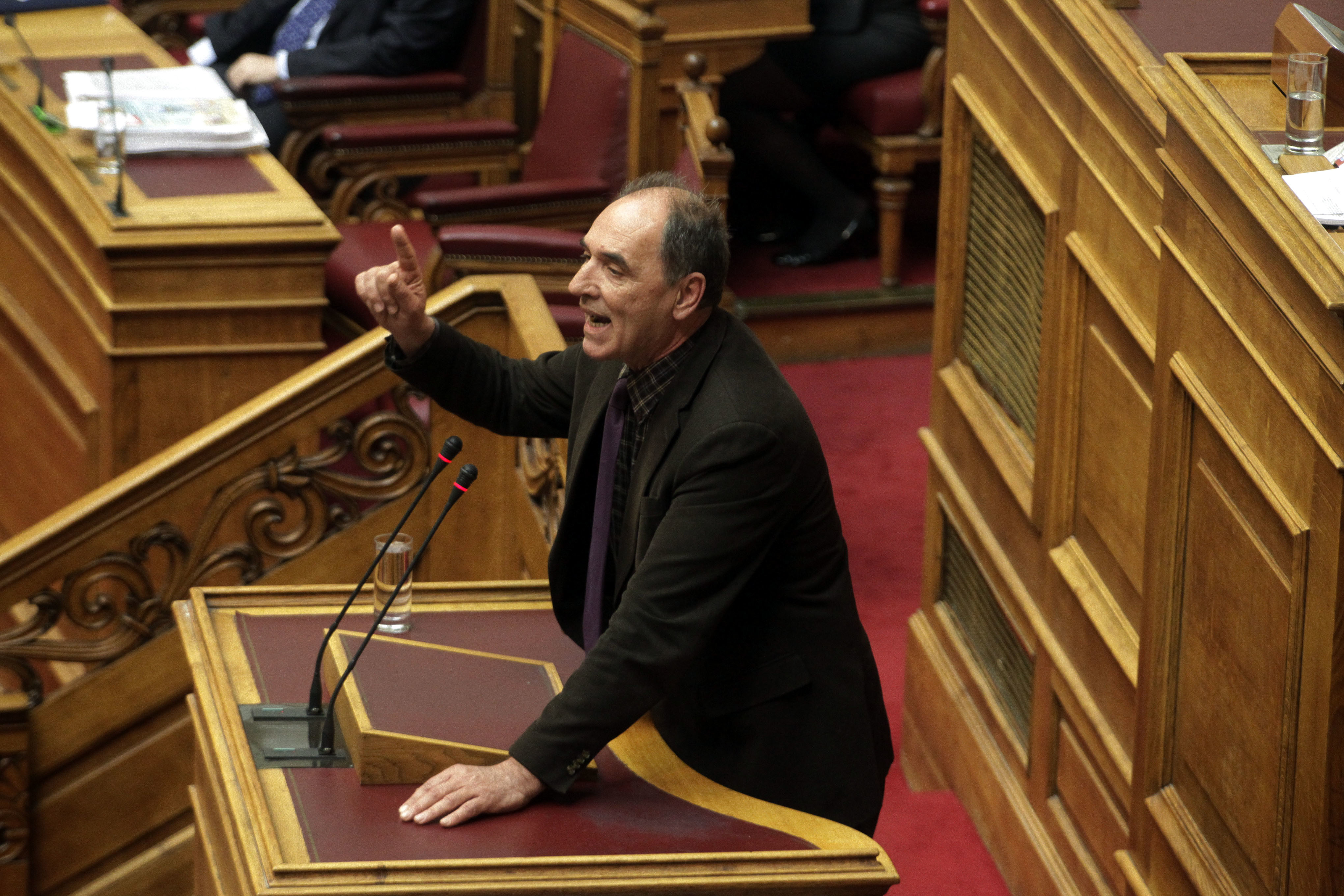 Σταθάκης: Ο ΣΥΡΙΖΑ δεν δεσμεύεται ότι θα καταργήσει την έκτακτη εισφορά