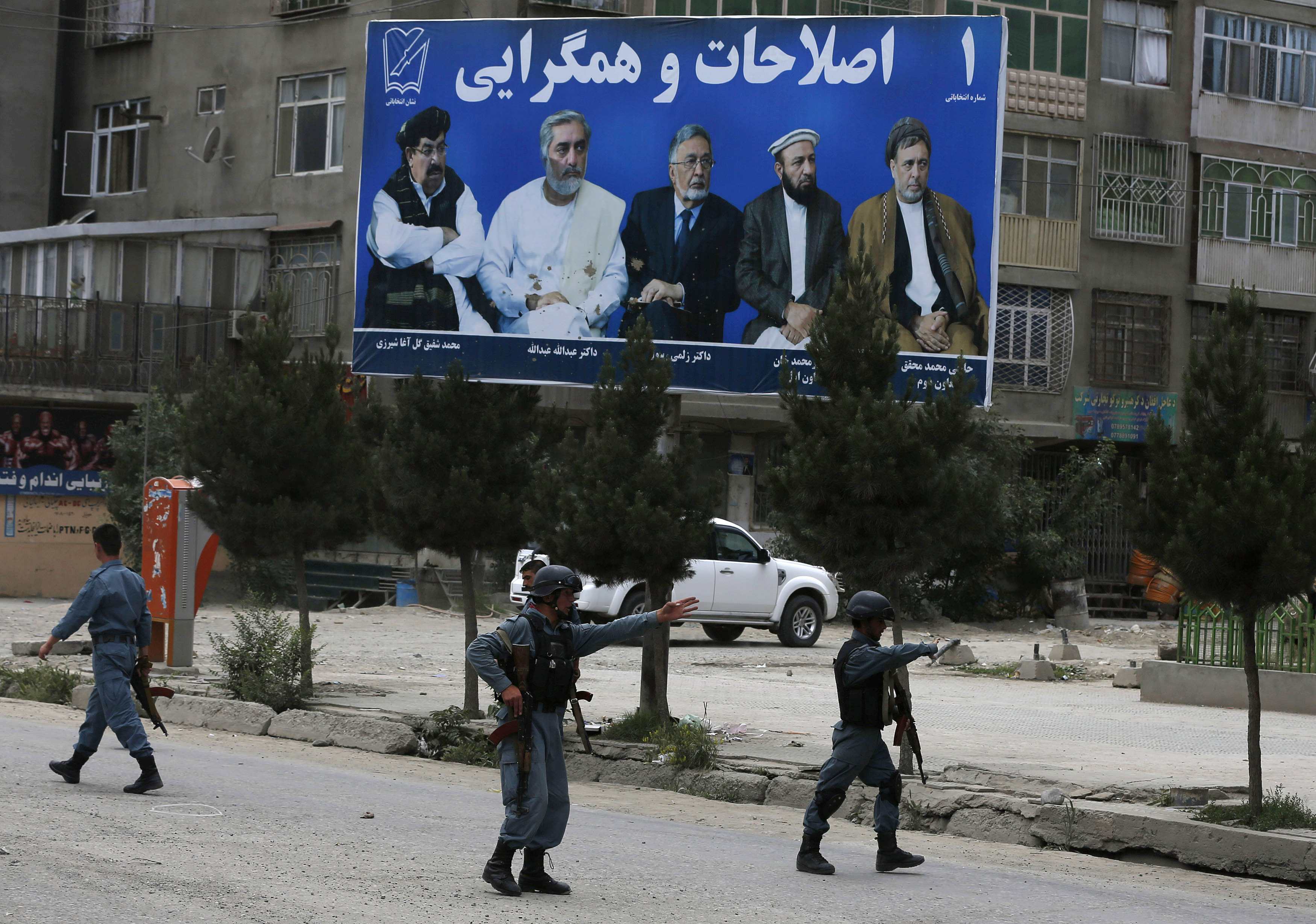 Αφγανιστάν: Διπλή επίθεση εναντίον του υποψήφιου προέδρου – 4 νεκροί