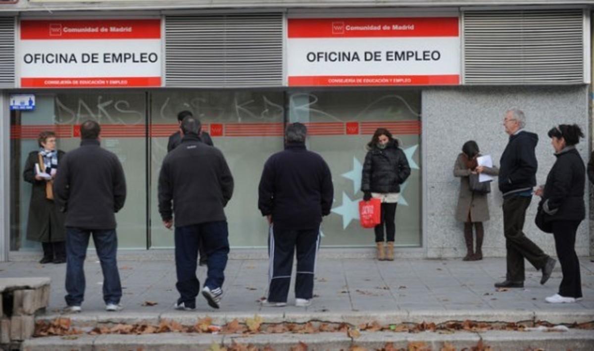 “Παραμύθια” το τέλος της κρίσης στην Ιταλία – Σε 2 μήνες χάθηκαν 5.000 θέσεις εργασίας