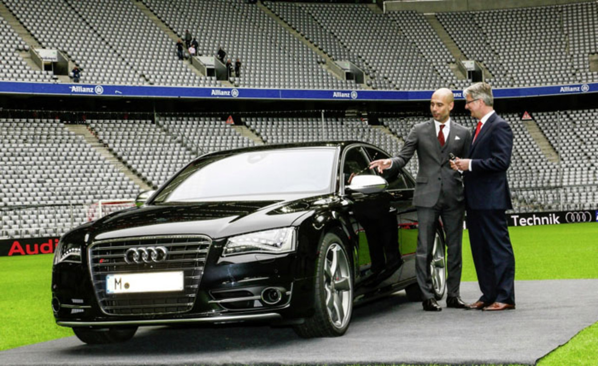 Ένα Audi S8, το “δώρο” της Μπάγερν στον Πεπ Γκουαρντιόλα