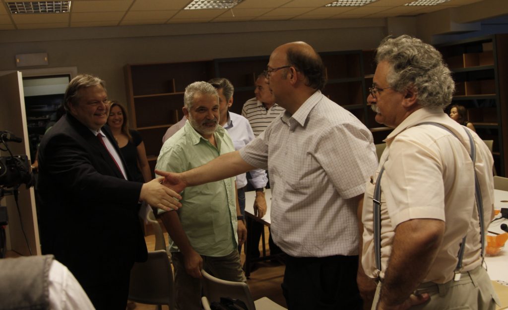 Στιγμιότυπο από παλαιότερη συνάντηση του Ευ. Βενιζέλου με τα προεδρεία ΟΛΜΕ - ΔΟΕ