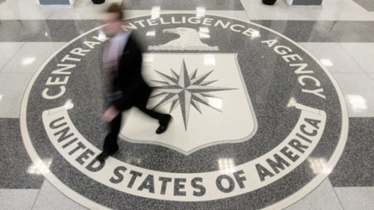 Bild: CIA – FBI πίσω από την κυβέρνηση του Κιέβου