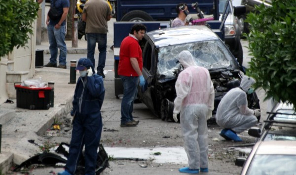 Συνεργασία ποινικών με τρομοκράτες για τη βόμβα στη Δάφνη
