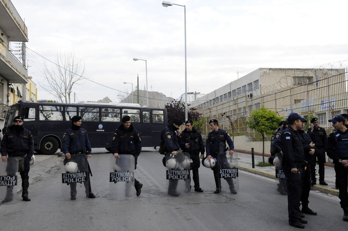 Δίκη Χρυσής Αυγής: Αίτημα του Δήμου Κορυδαλού να γίνει αλλού η δίκη