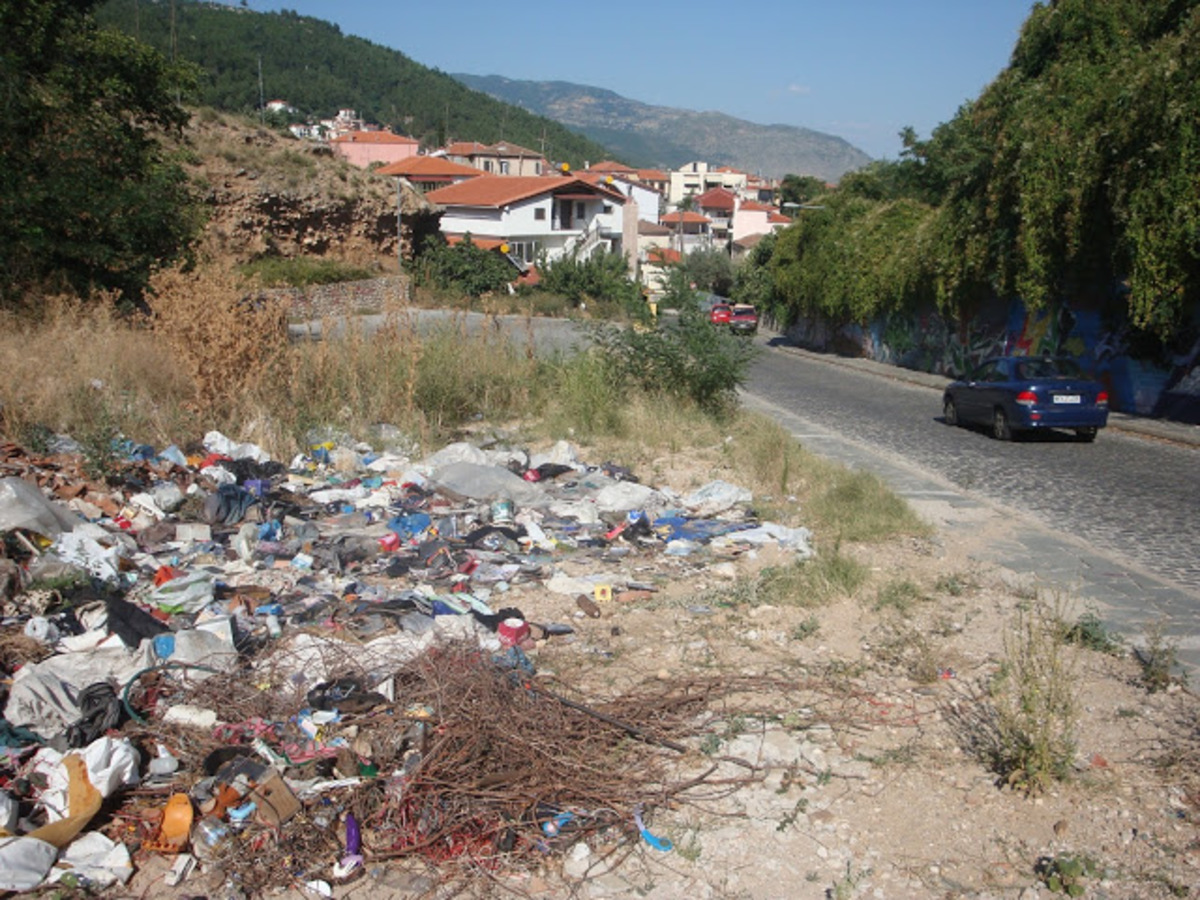 Ξάνθη: Σκουπιδότοπος η παλιά πόλη – Δείτε το βίντεο!