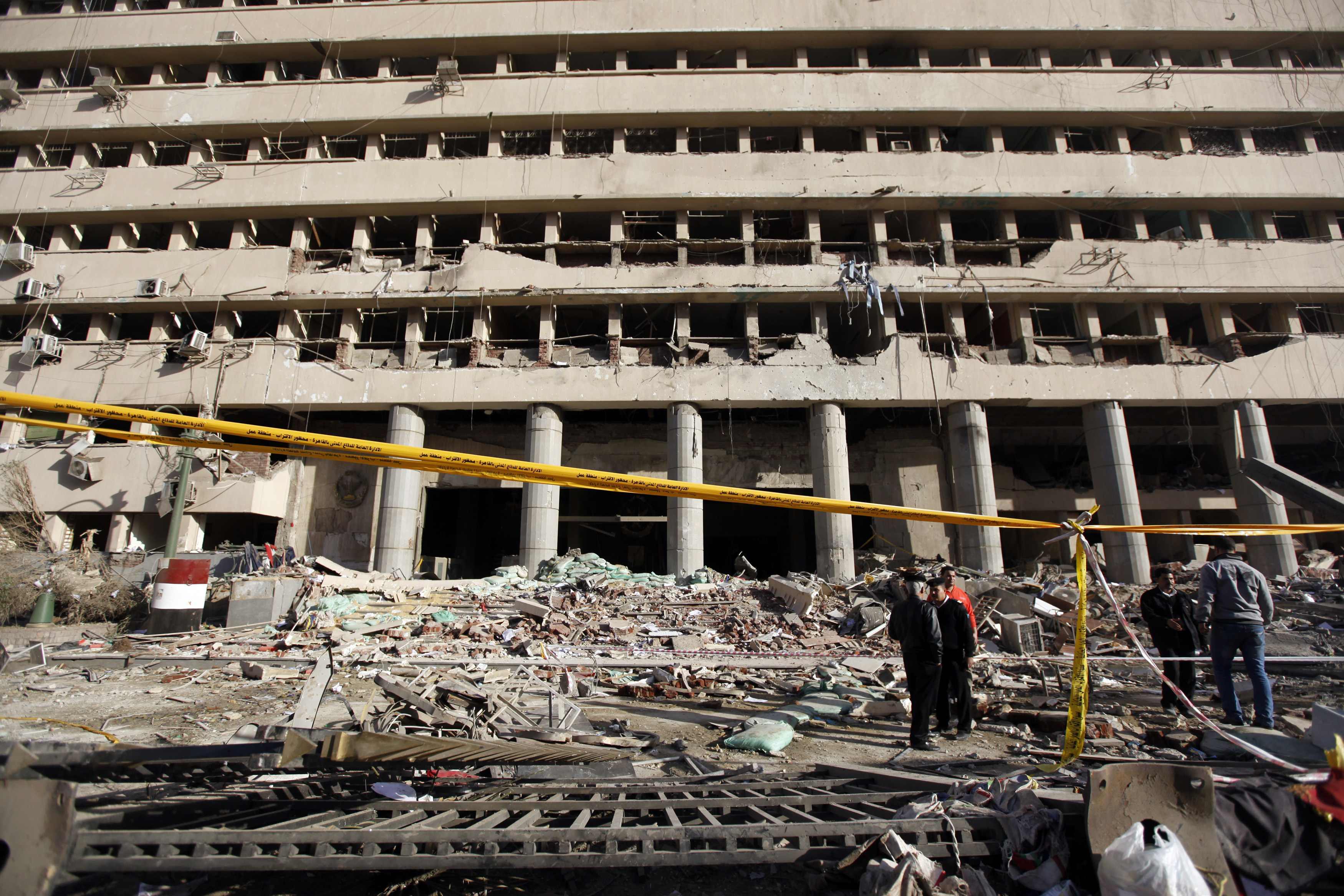 Νέα έκρηξη στο Κάιρο – Στους 6 οι νεκροί από τις χθεσινές επιθέσεις