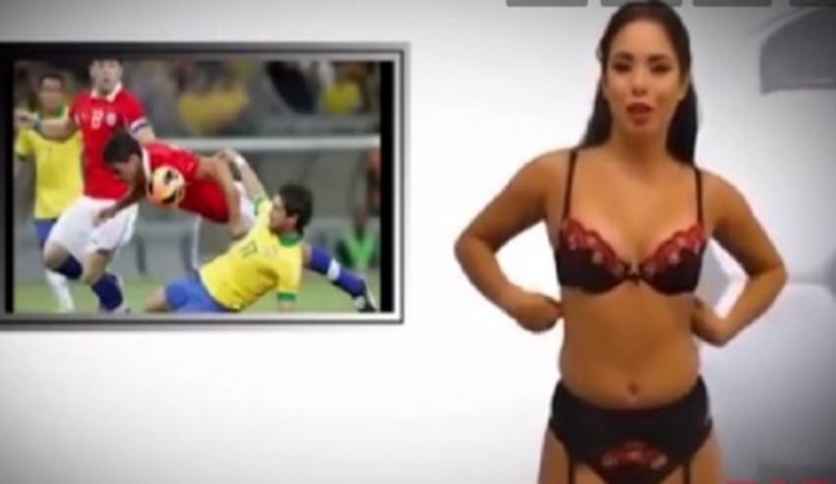 Αποκαλυπτικό δελτίο! Topless… ειδήσεις στη Βενεζουέλα (VIDEO)