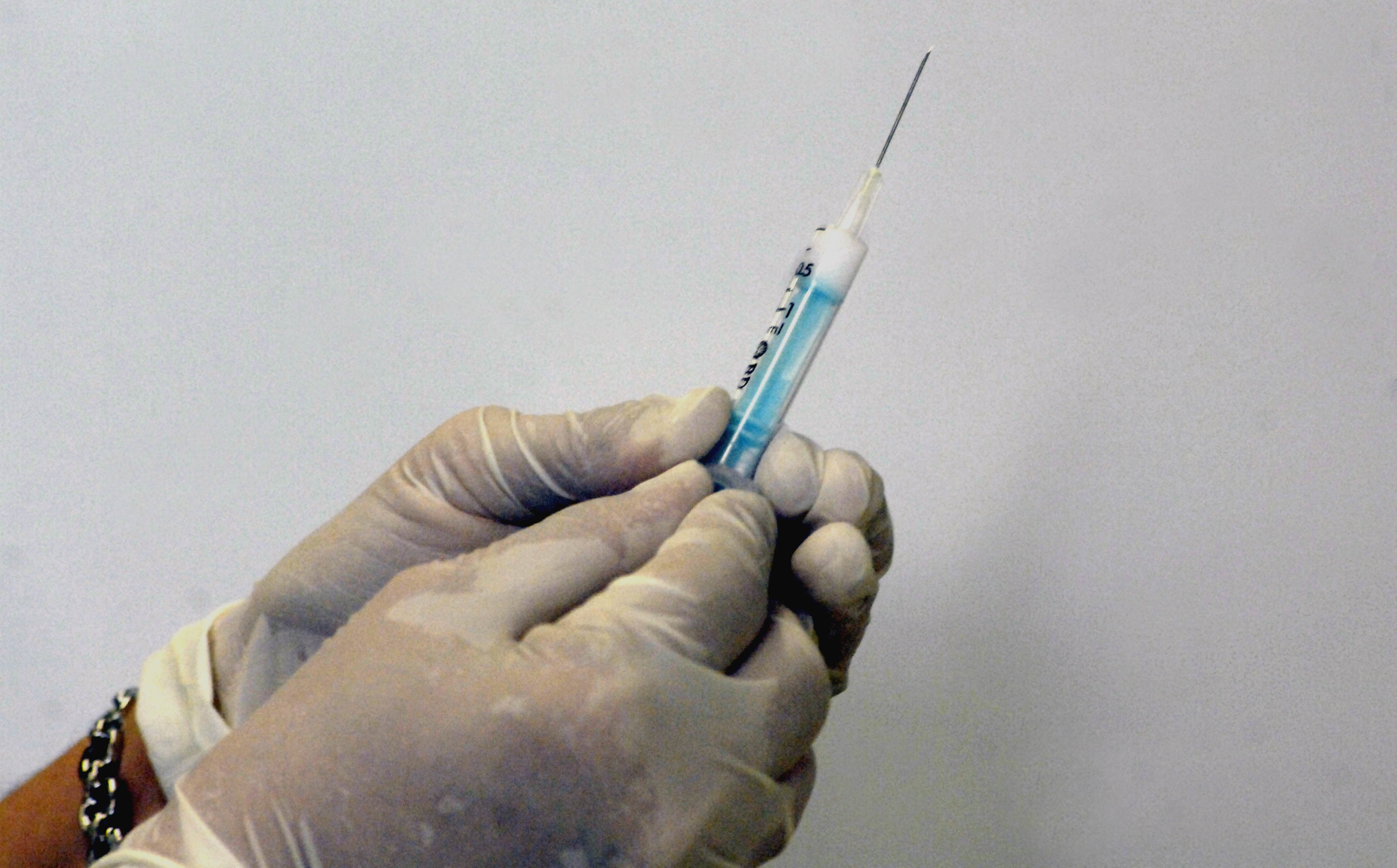 57 παιδιά κινδύνεψαν από λάθος εμβόλιο