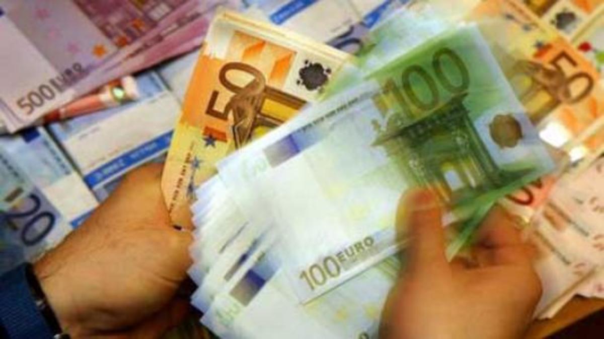 Στα 7,5 δισ. ευρώ οι συνολικές ληξιπρόθεσμες οφειλές του Δημοσίου