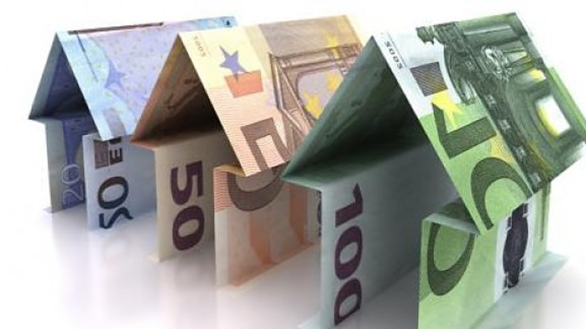 Fitch: Επιβράδυνση των νέων επισφαλών στεγαστικών δανείων στην ελληνική αγορά