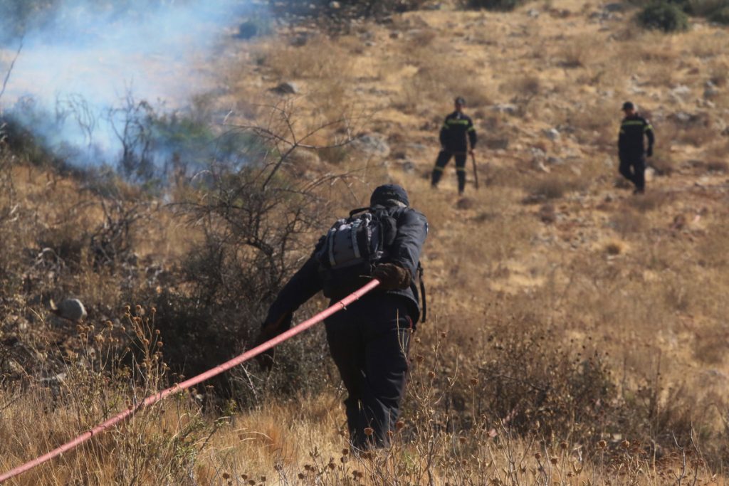 Δεν παίρνουν ανάσα οι πυροσβέστες στην Κρήτη – Νέο φωτιά τώρα στην Ασή Γωνιά