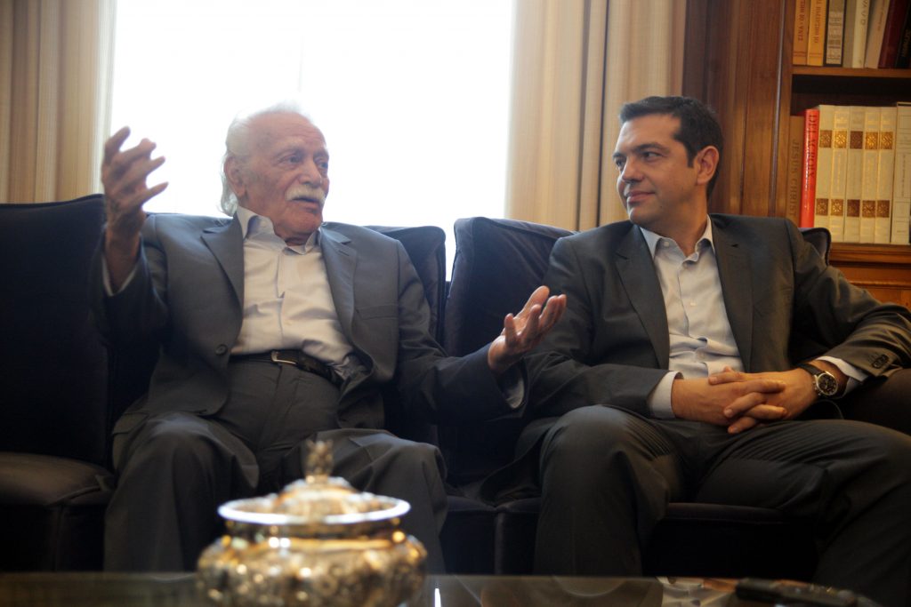 Άγρια κόντρα μεταξύ ΝΔ και ΣΥΡΙΖΑ από τη δήλωση Γλέζου για εσωτερικό αναγκαστικό δανεισμό
