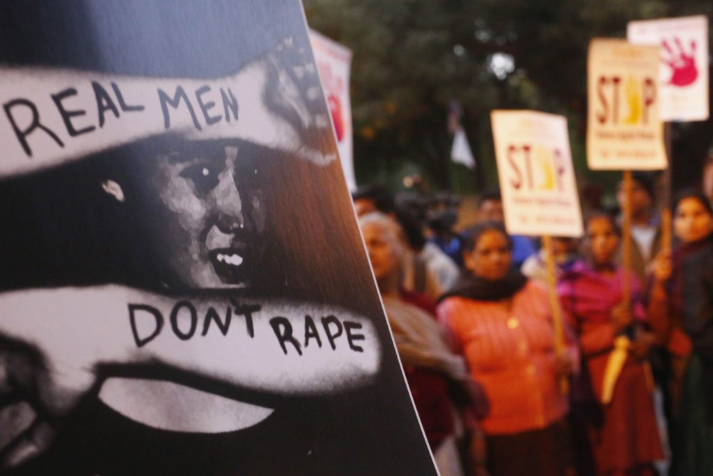 Ινδία: Χειροπέδες σε δύο υπόπτους για τον ομαδικό βιασμό Δανής τουρίστριας