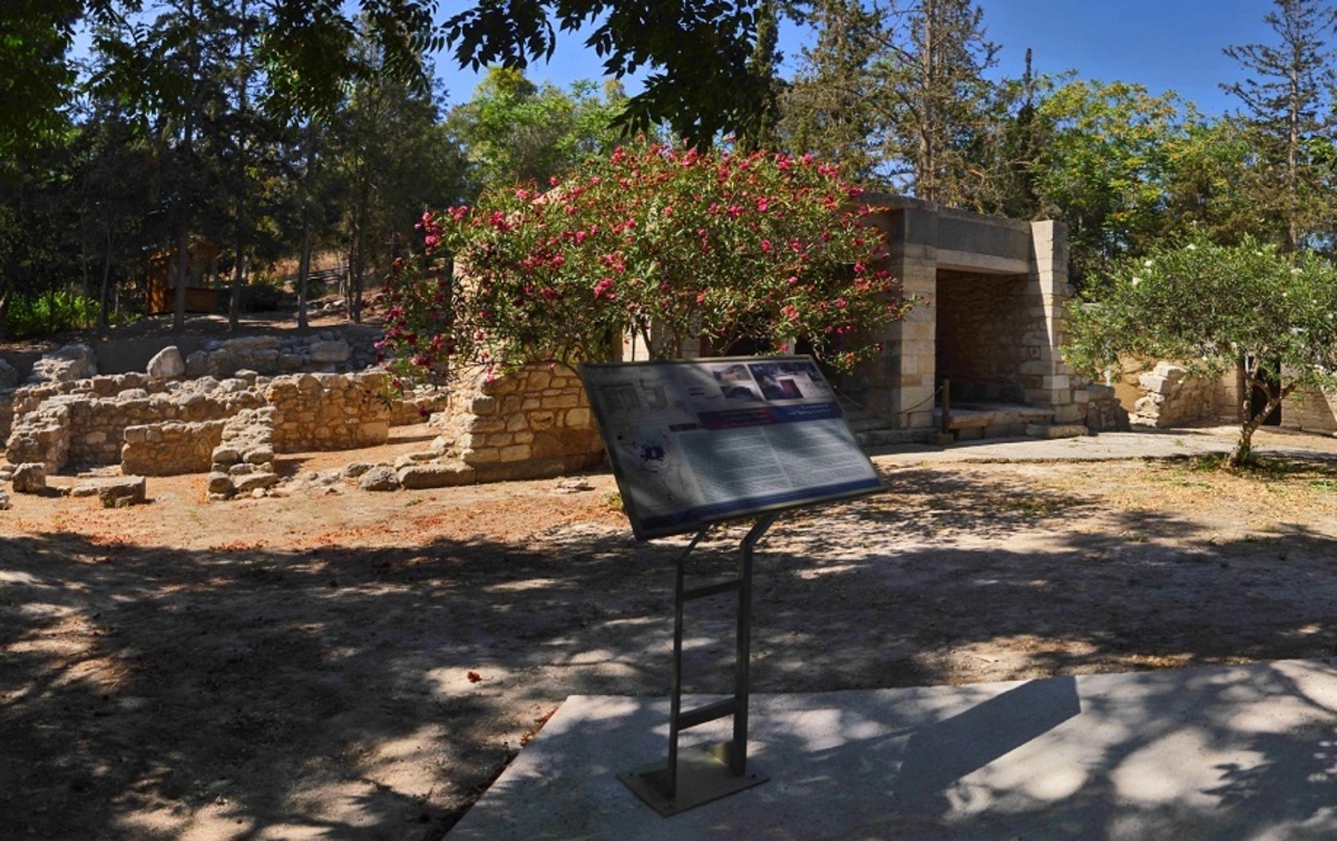 Κρήτη: Πήραν μαζί τους… πέτρες από αρχαιολογικό χώρο!