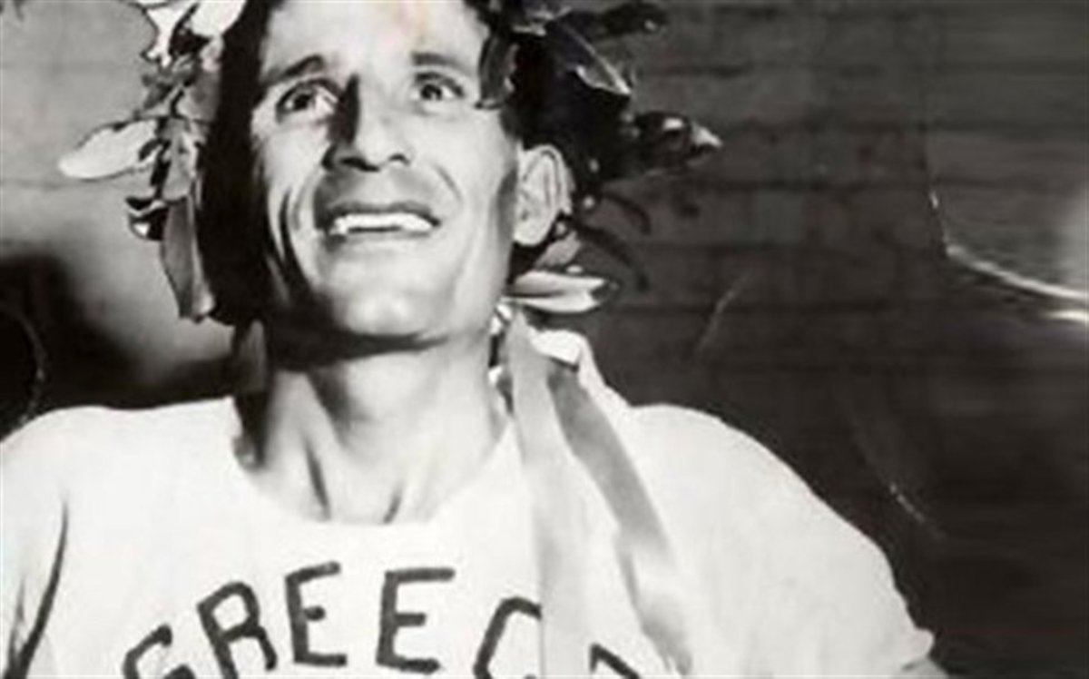 Αυτός είναι ο θρυλικός Ελληνοκύπριος που κέρδισε τον μαραθώνιο της Βοστόνης το 1946