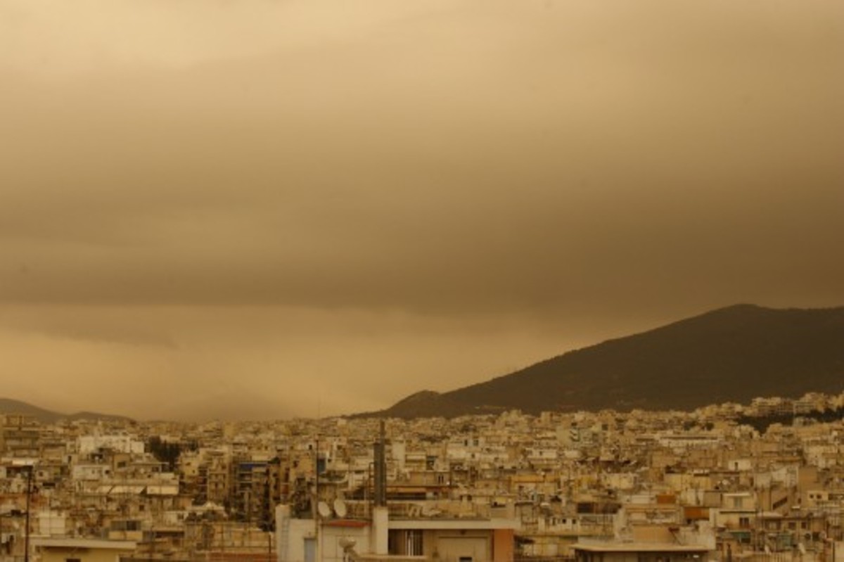 Μην πλύνετε το αυτοκίνητο, έρχεται λασποβροχή