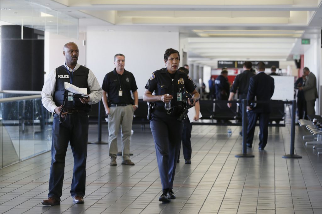 FBI: Ο δράστης ήθελε πολλούς νεκρούς στο αεροδρόμιο το Λος Άντζελες