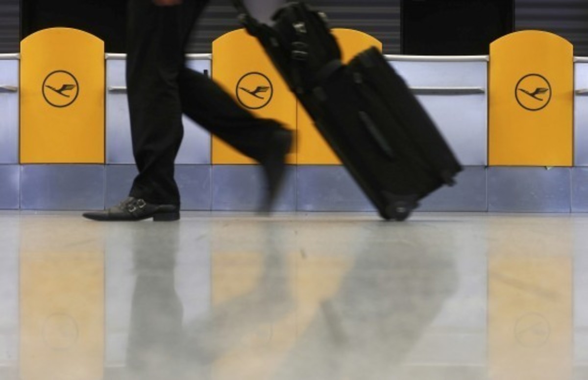 Οι εργαζόμενοι συνεχίζουν τον αγώνα, η Lufthansa “μετράει” απώλειες