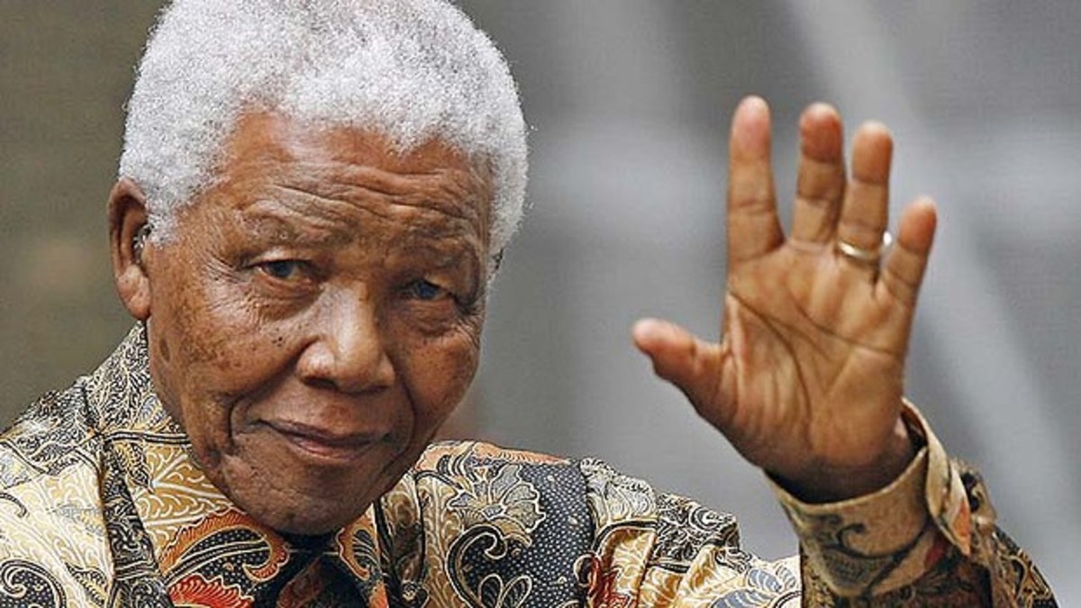 Μαντέλα: “Αναρρώνει καλά” δήλωσε ο εγγονός του