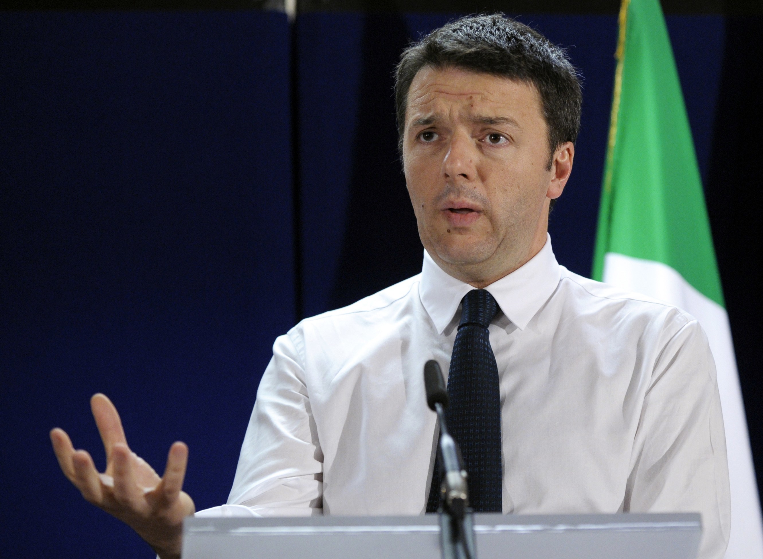 Ιταλία: 15.000 προσλήψεις δημοσίων υπαλλήλων υπόσχεται ο Ρέντσι