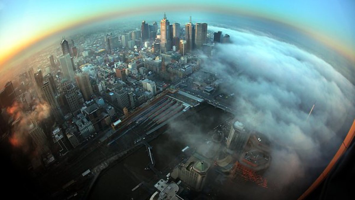 Η Μελβούρνη χάθηκε στην ομίχλη! – Εντυπωσιακές φωτογραφίες