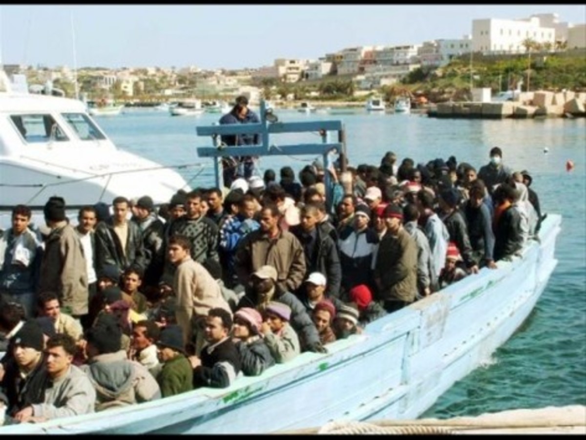Λέσβος: Βρήκαν σώους στη στεριά τους 45 μετανάστες