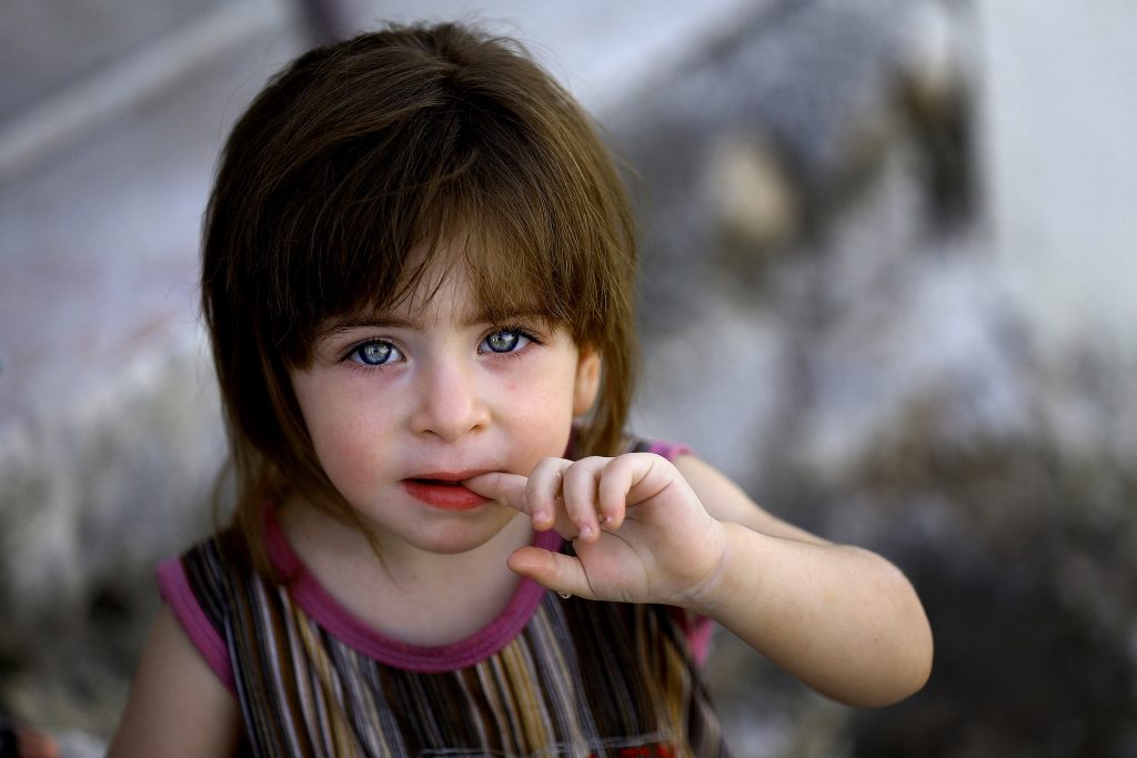 ΦΩΤΟ EUROKINISSI - Ένα κοριτσάκι χριστιανών στη Μοσούλη